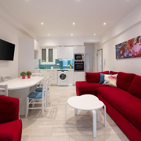 Vibrant & Cozy Apt In Atene Esterno foto