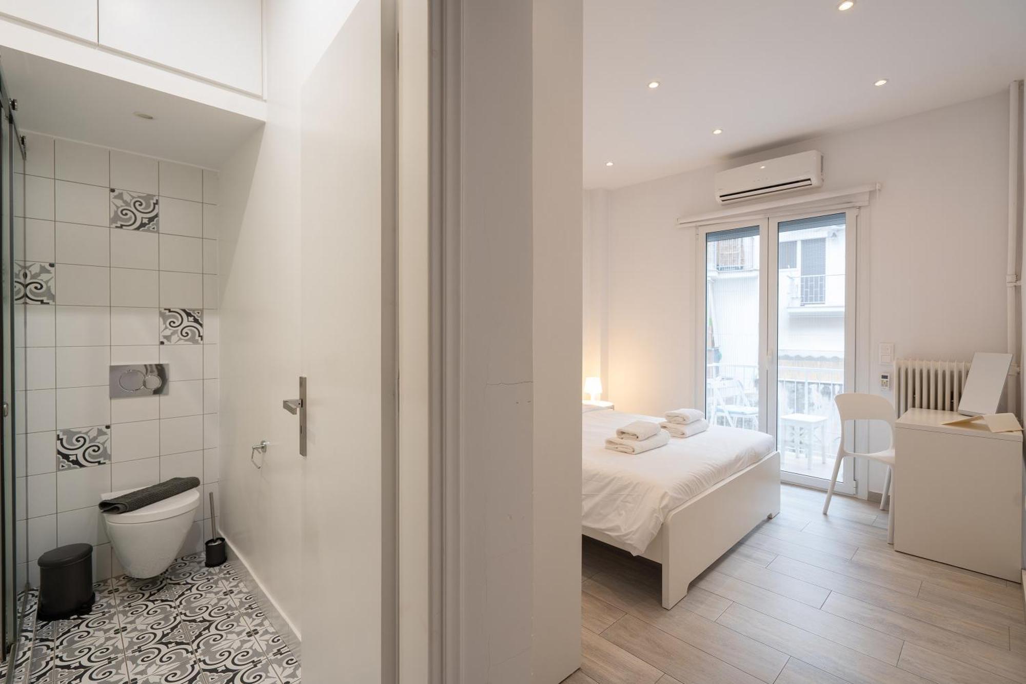 Vibrant & Cozy Apt In Atene Esterno foto